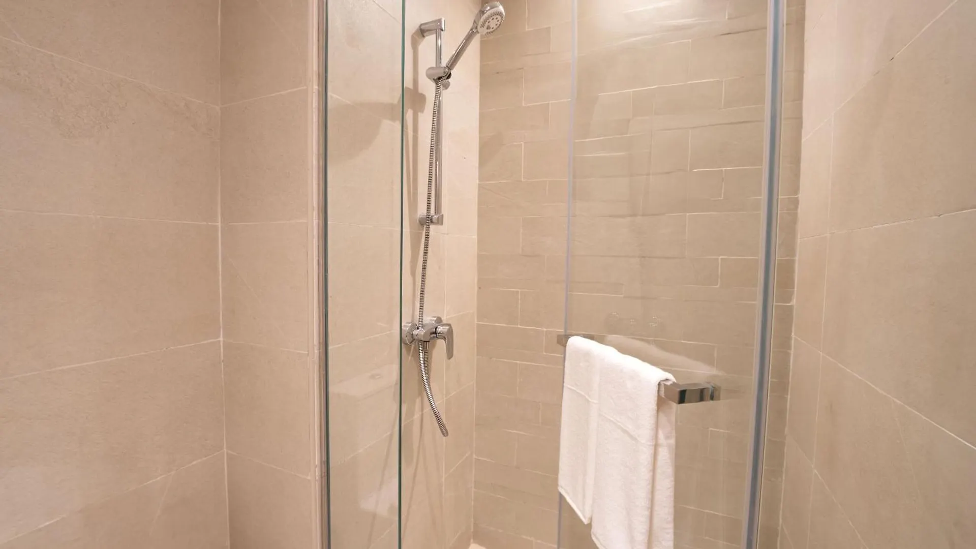 Apartment Easygo - Azizi Riviera 9 Bright Studio Dubai